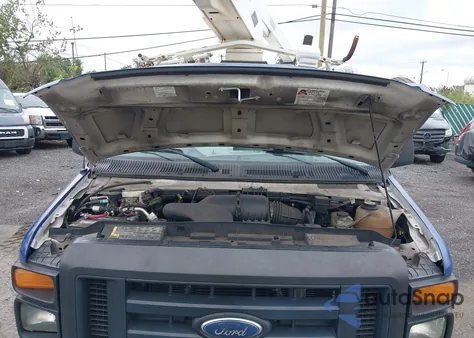 2008 Ford E-350 Super Duty Commercial/Recreational из США, поврежденный, VIN 1FTSE34L88DB30905